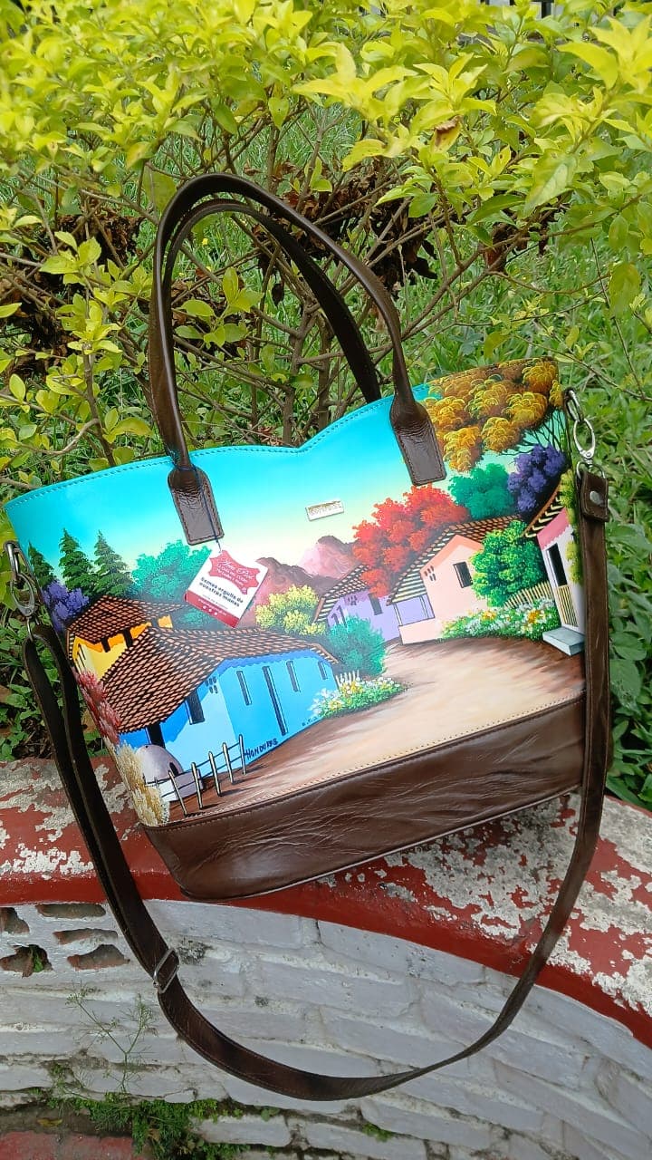 Cartera Laura
